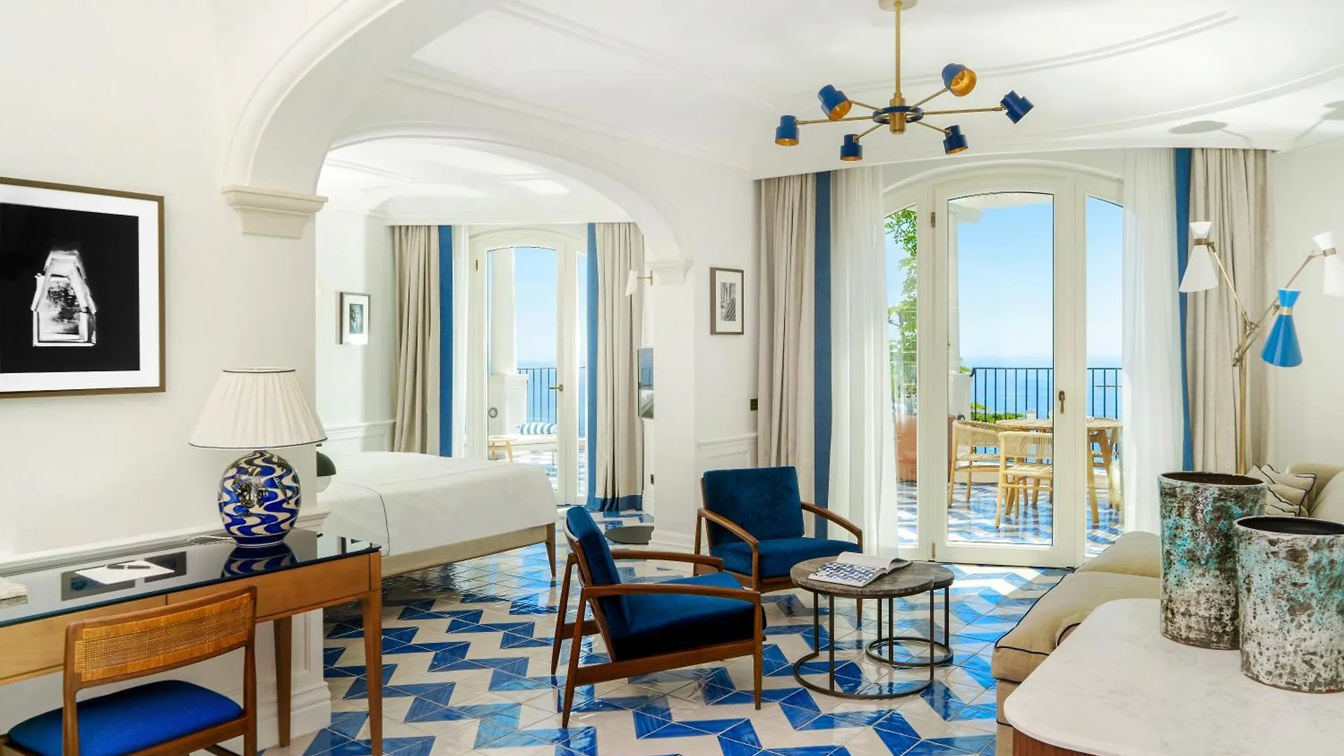 *****  Отель Borgo Santandrea Амальфи Италия